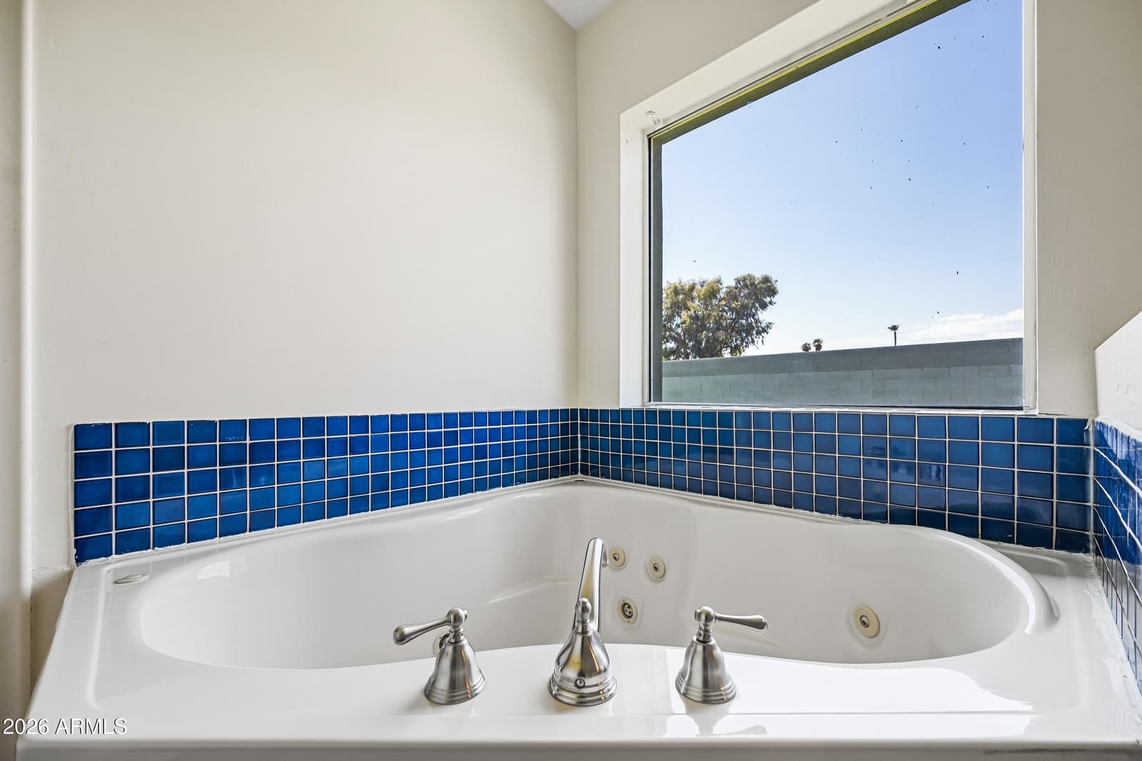 701 E MCLELLAN Boulevard, Phoenix, AZ 85014 — photo 54 of 80