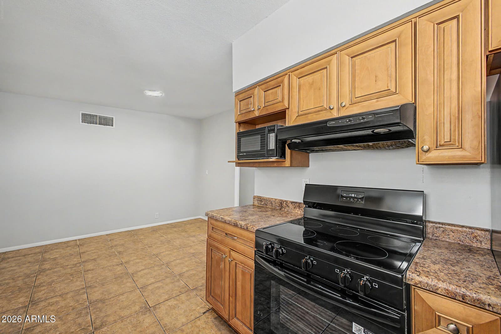 3543 W PUGET Avenue, Phoenix, AZ 85051 — photo 13 of 29