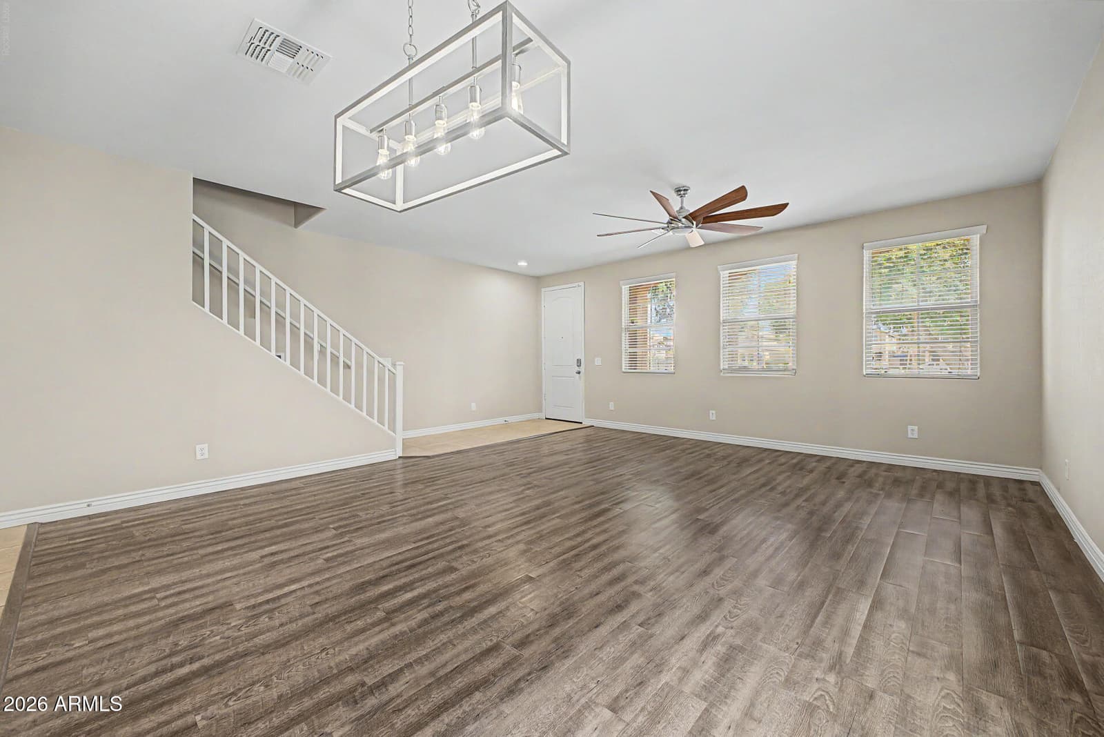 7829 W PIKE Place, Phoenix, AZ 85035 — photo 5 of 34
