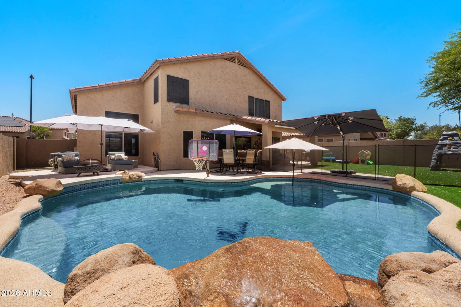 314 N NEVADA Way, Gilbert, AZ 85233 — photo 13 of 33