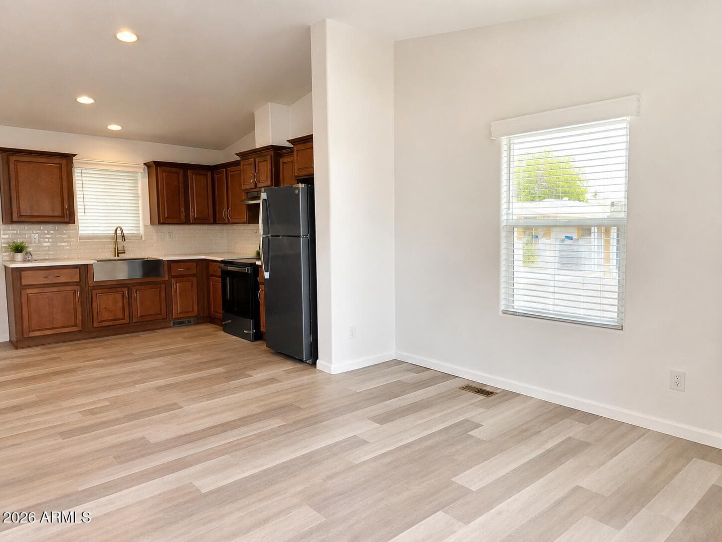 1250 E Bell Road 11, Phoenix, AZ 85022 — photo 5 of 13