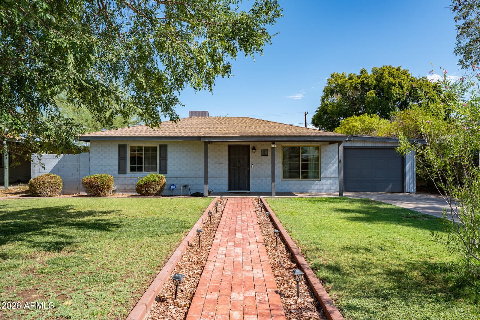 2144 W Whitton Avenue, Phoenix, AZ 85015 — photo 1 of 31