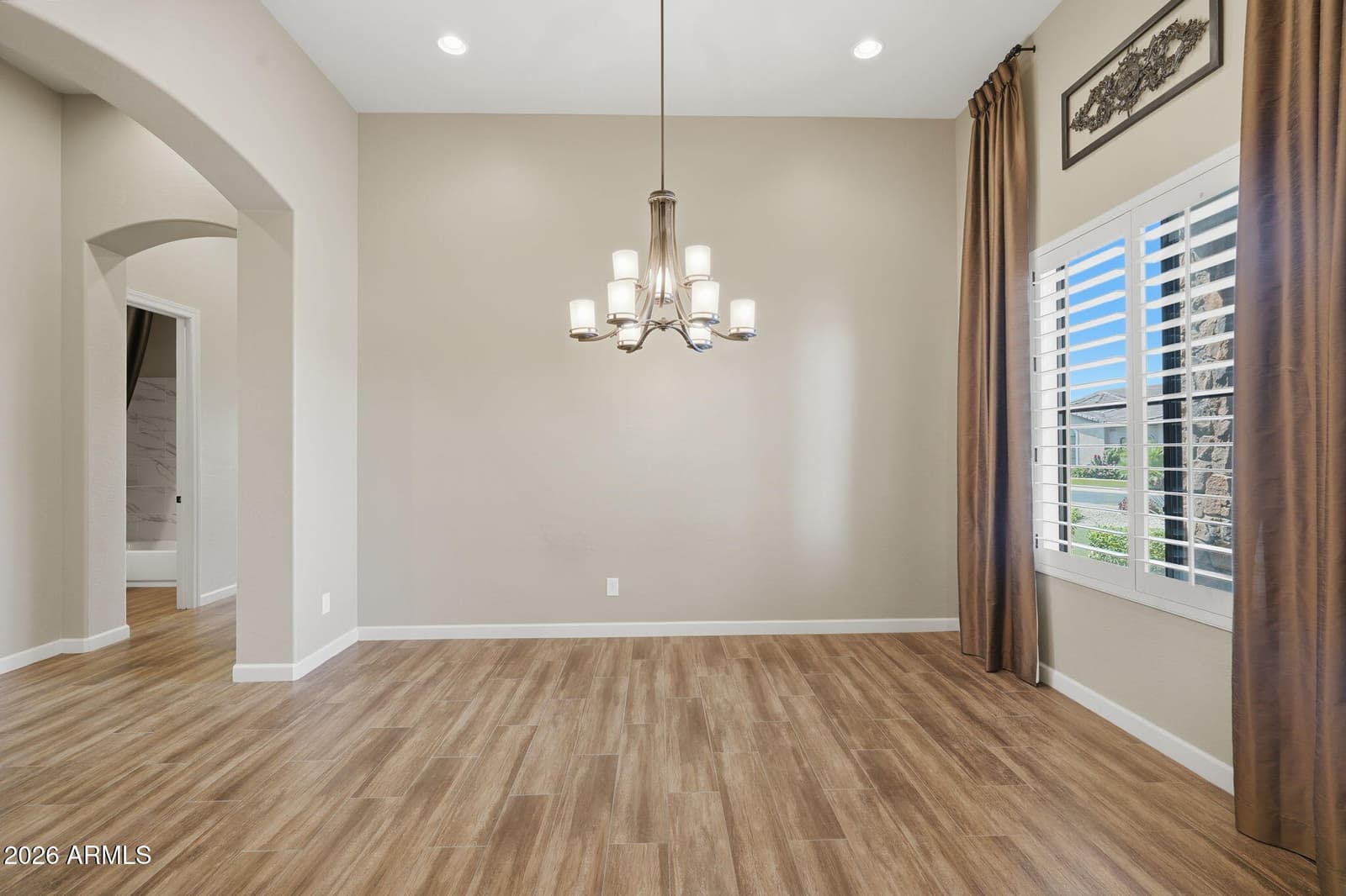 2471 E ROBIN Court, Gilbert, AZ 85296 — photo 8 of 47