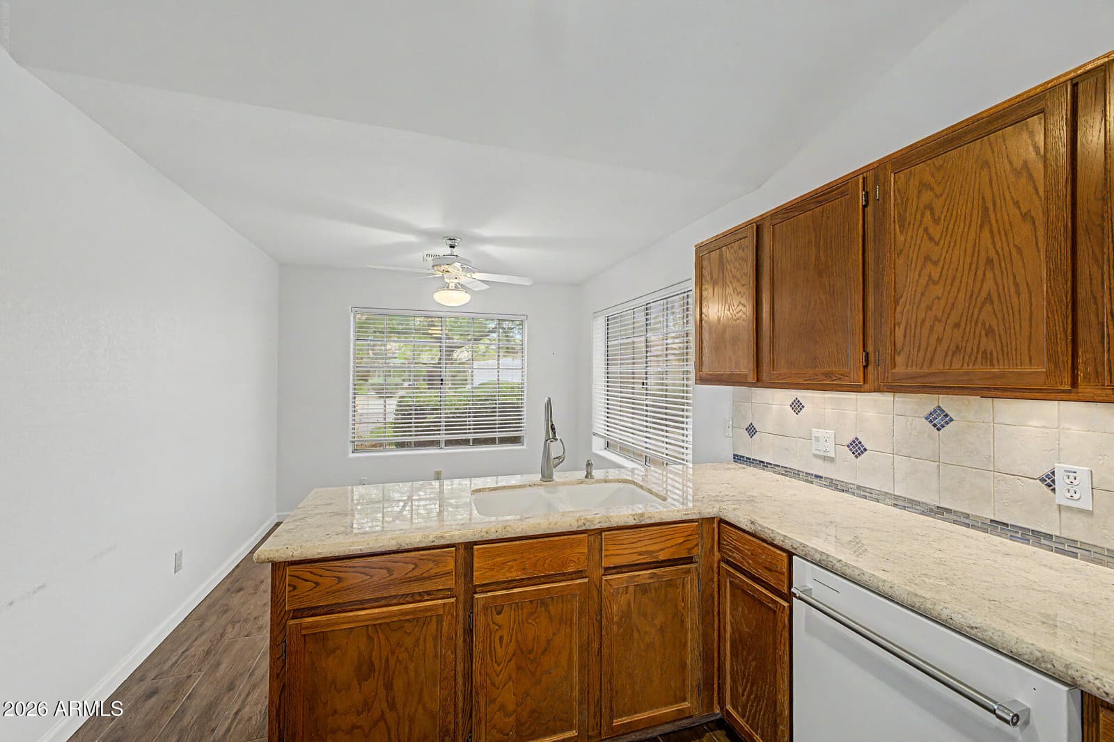16114 E GLENPOINT Drive, Fountain Hills, AZ 85268 — photo 14 of 37