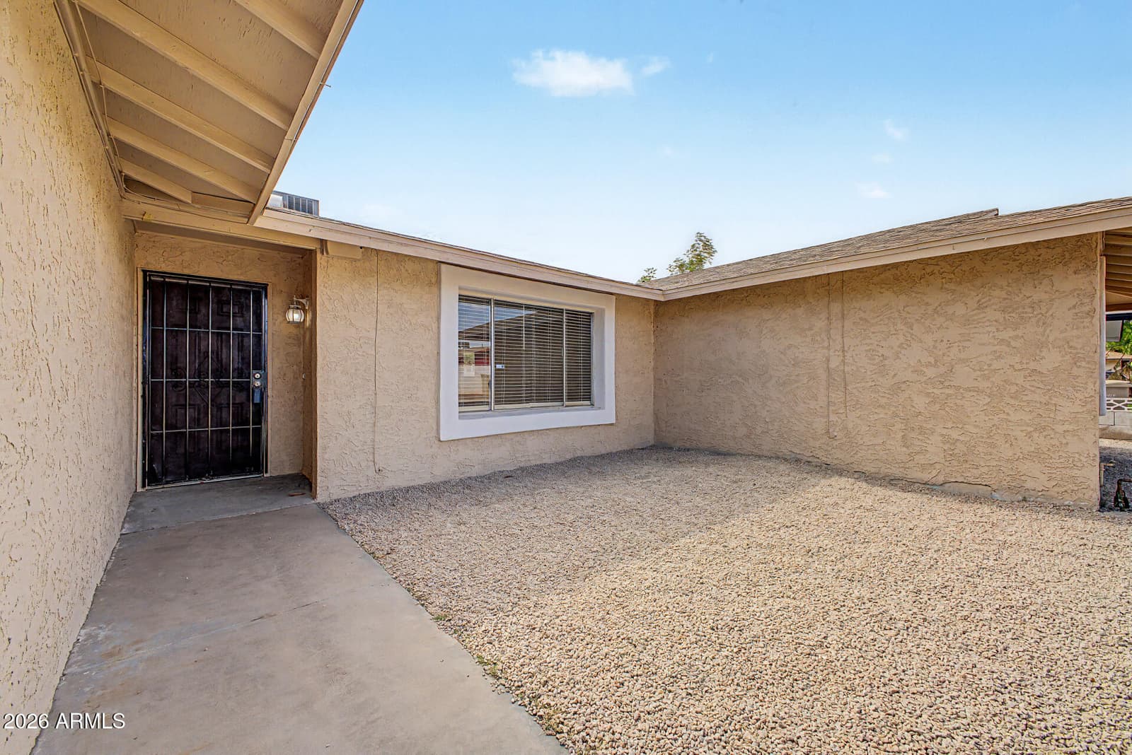 5220 N 68TH Avenue, Glendale, AZ 85303 — photo 3 of 42