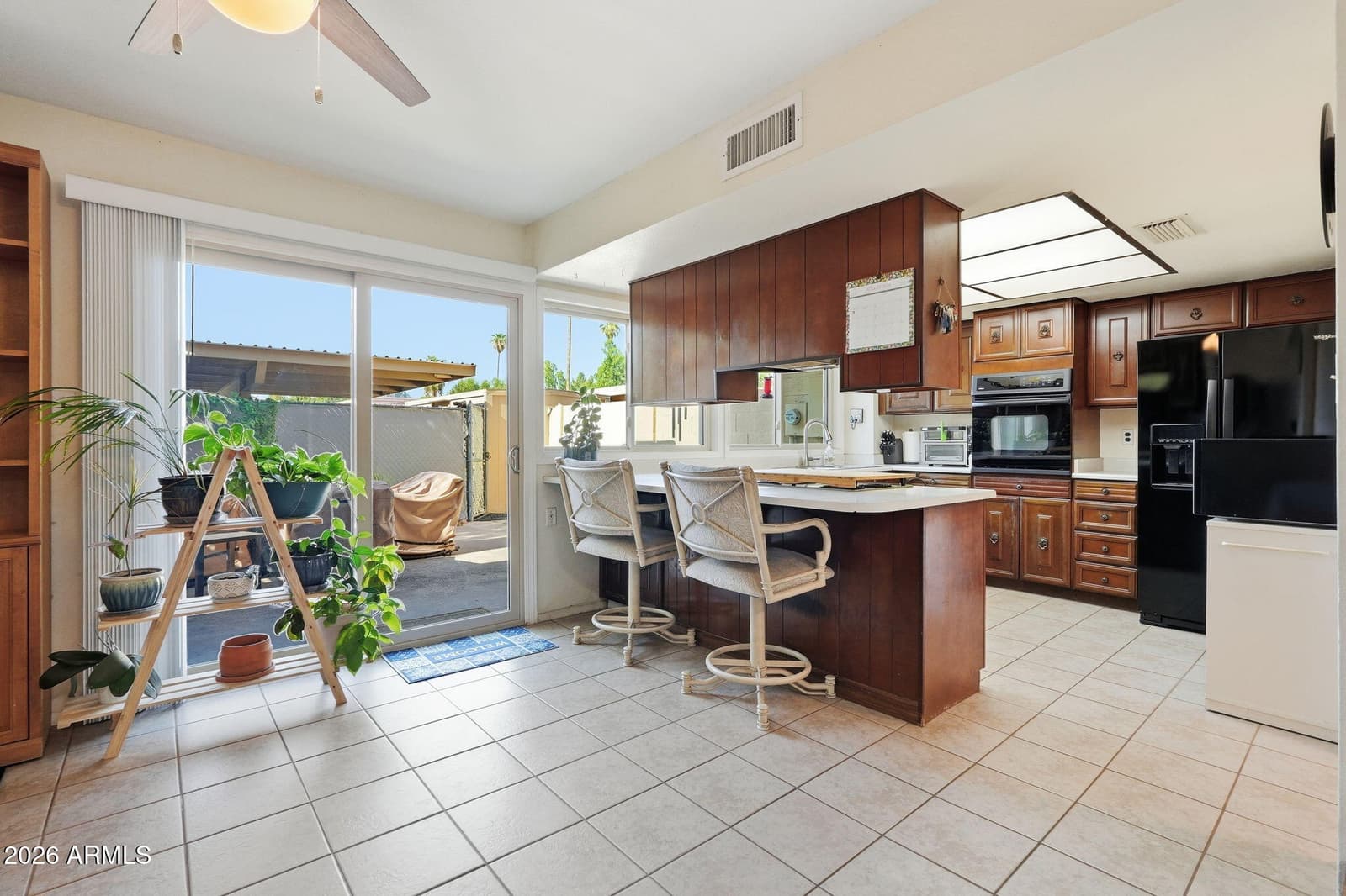 1407 E MALIBU Drive, Tempe, AZ 85282 — photo 5 of 21