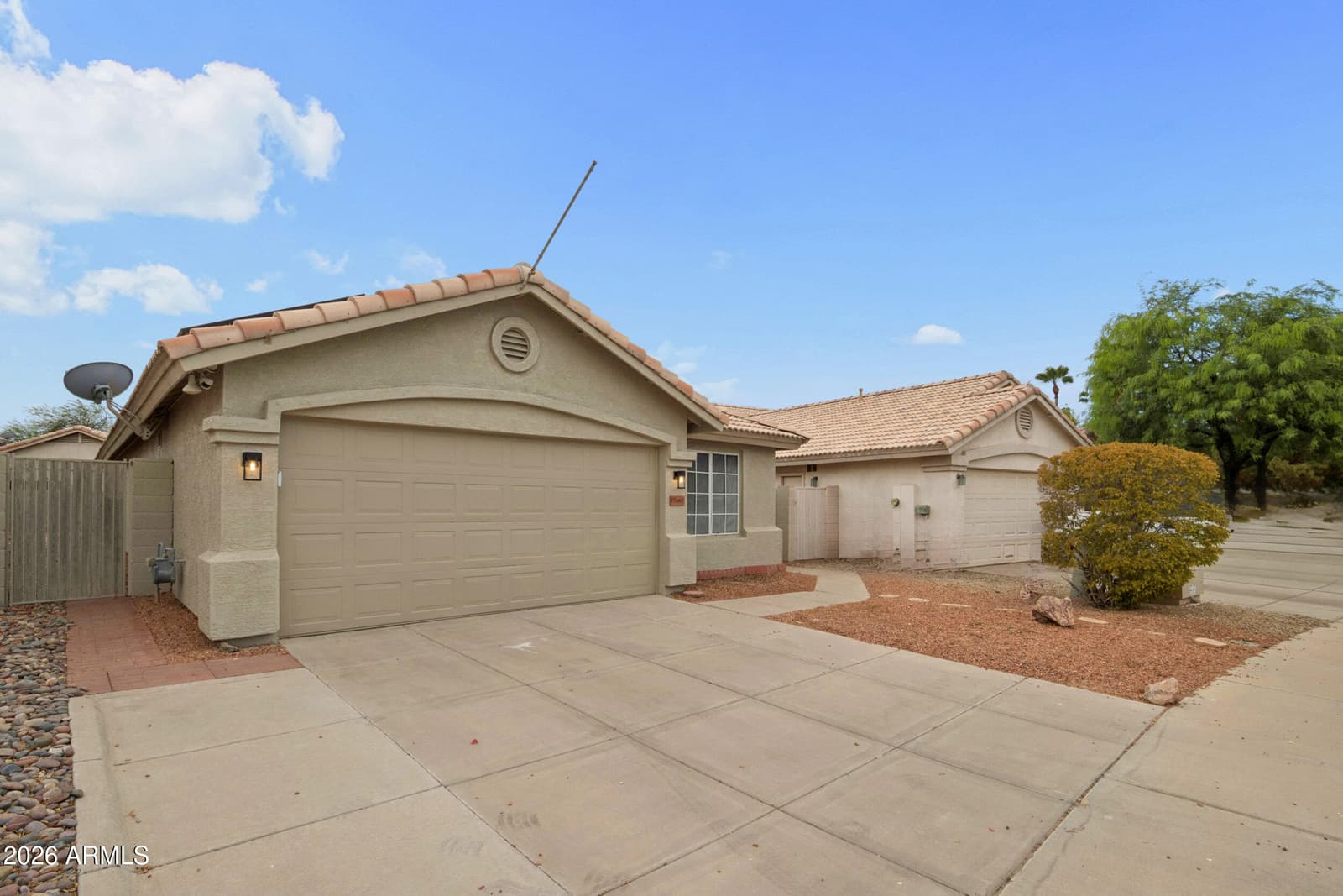 15661 W HAMMOND Drive, Goodyear, AZ 85338 — photo 6 of 50