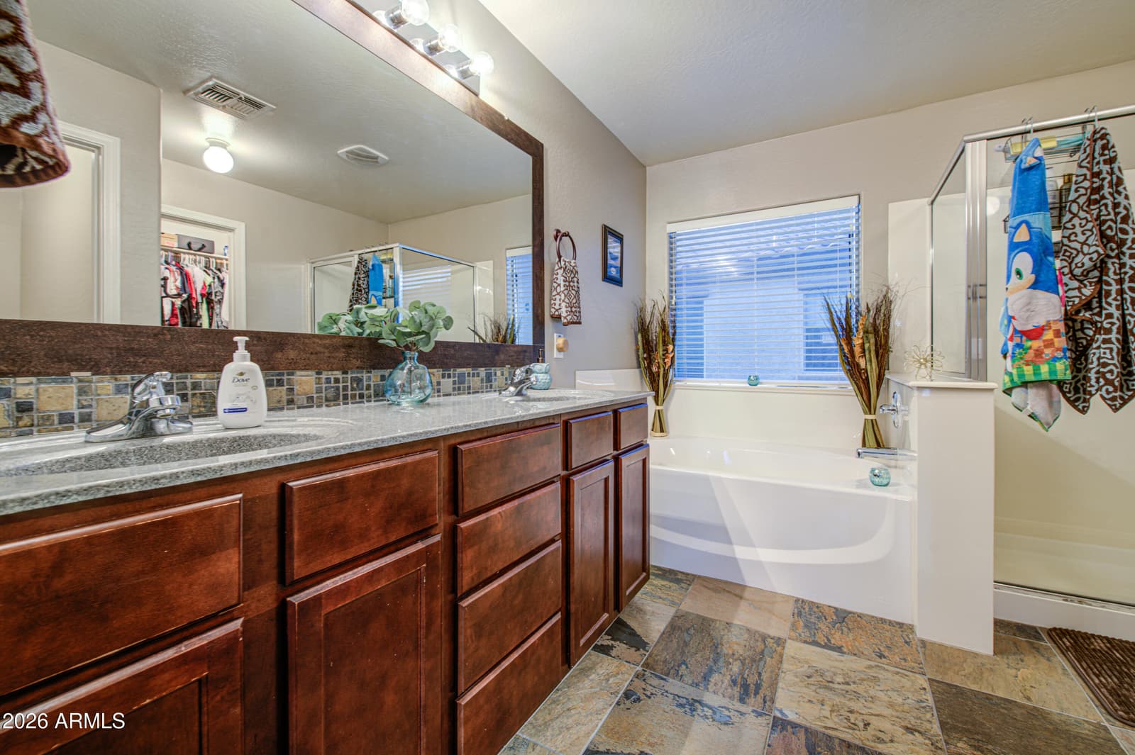 8719 S 40TH Drive, Laveen, AZ 85339 — photo 16 of 43