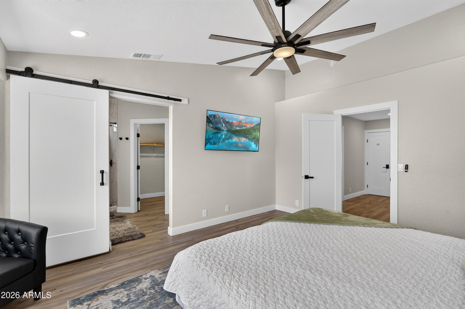 8947 W SIERRA VISTA Drive, Glendale, AZ 85305 — photo 21 of 41