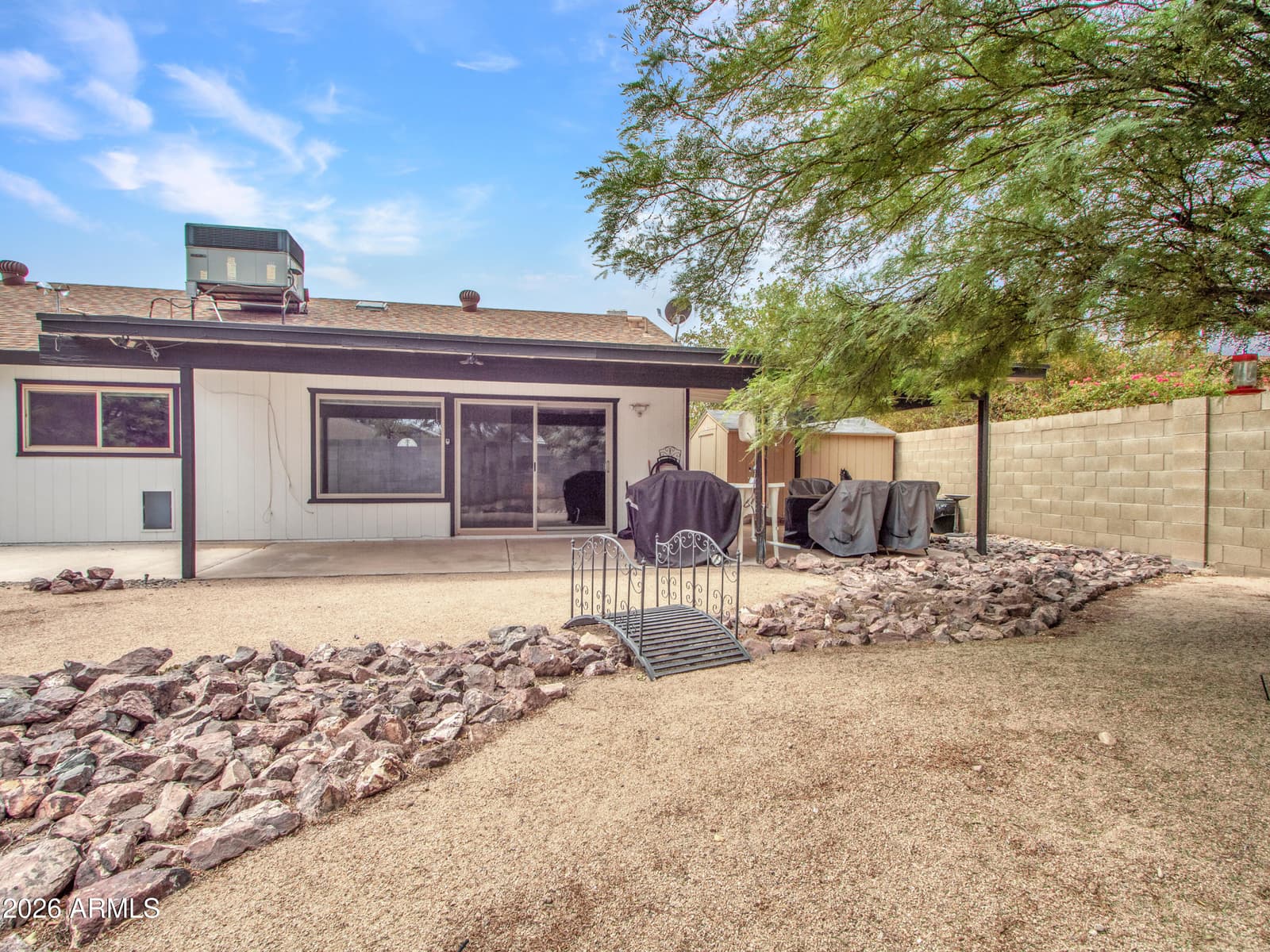 2324 W PORT AU PRINCE Lane, Phoenix, AZ 85023 — photo 44 of 52