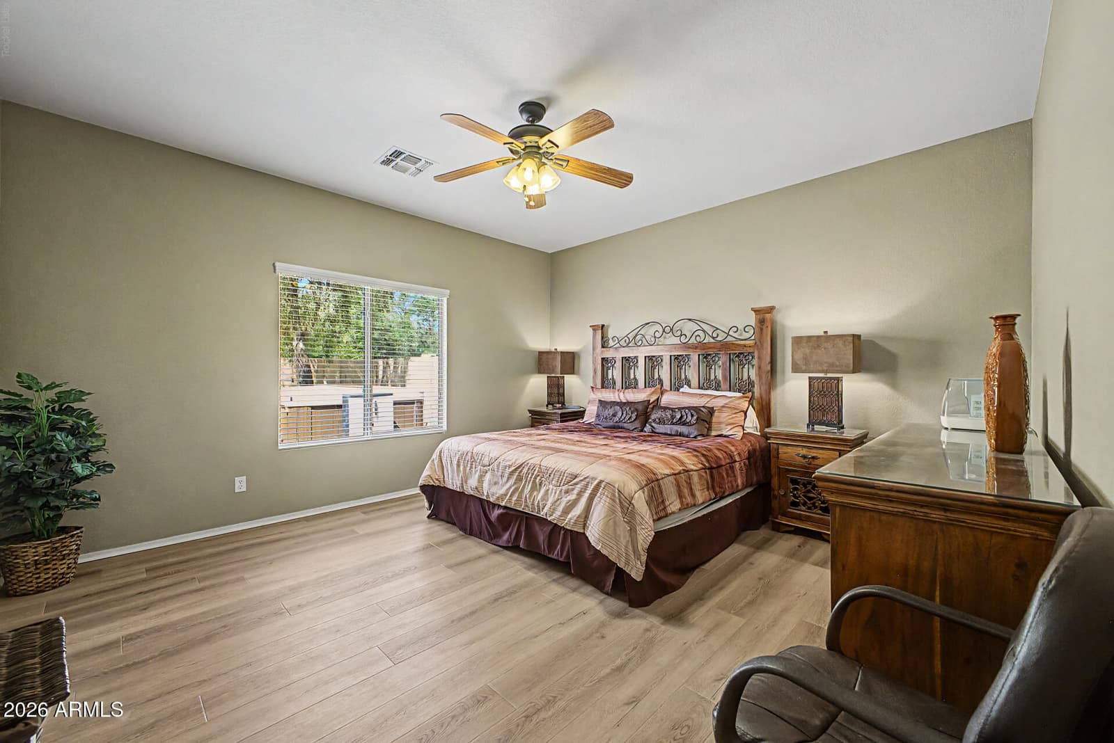 30381 N DESERT WILLOW Boulevard, San Tan Valley, AZ 85143 — photo 14 of 42