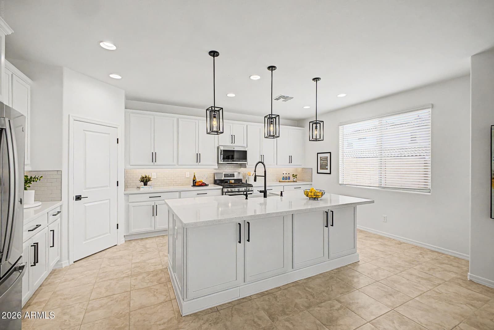 14283 W ALAMEDA Road, Surprise, AZ 85387 — photo 15 of 38