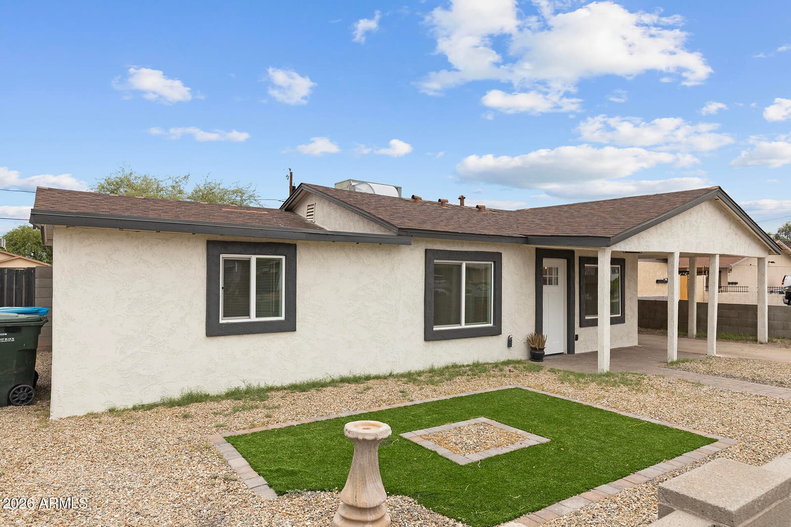 2750 E WIER Avenue, Phoenix, AZ 85040 — photo 2 of 23