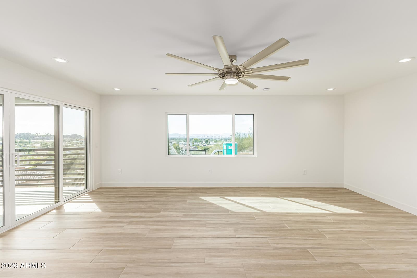 1402 E Las Palmaritas Drive, Phoenix, AZ 85020 — photo 12 of 82