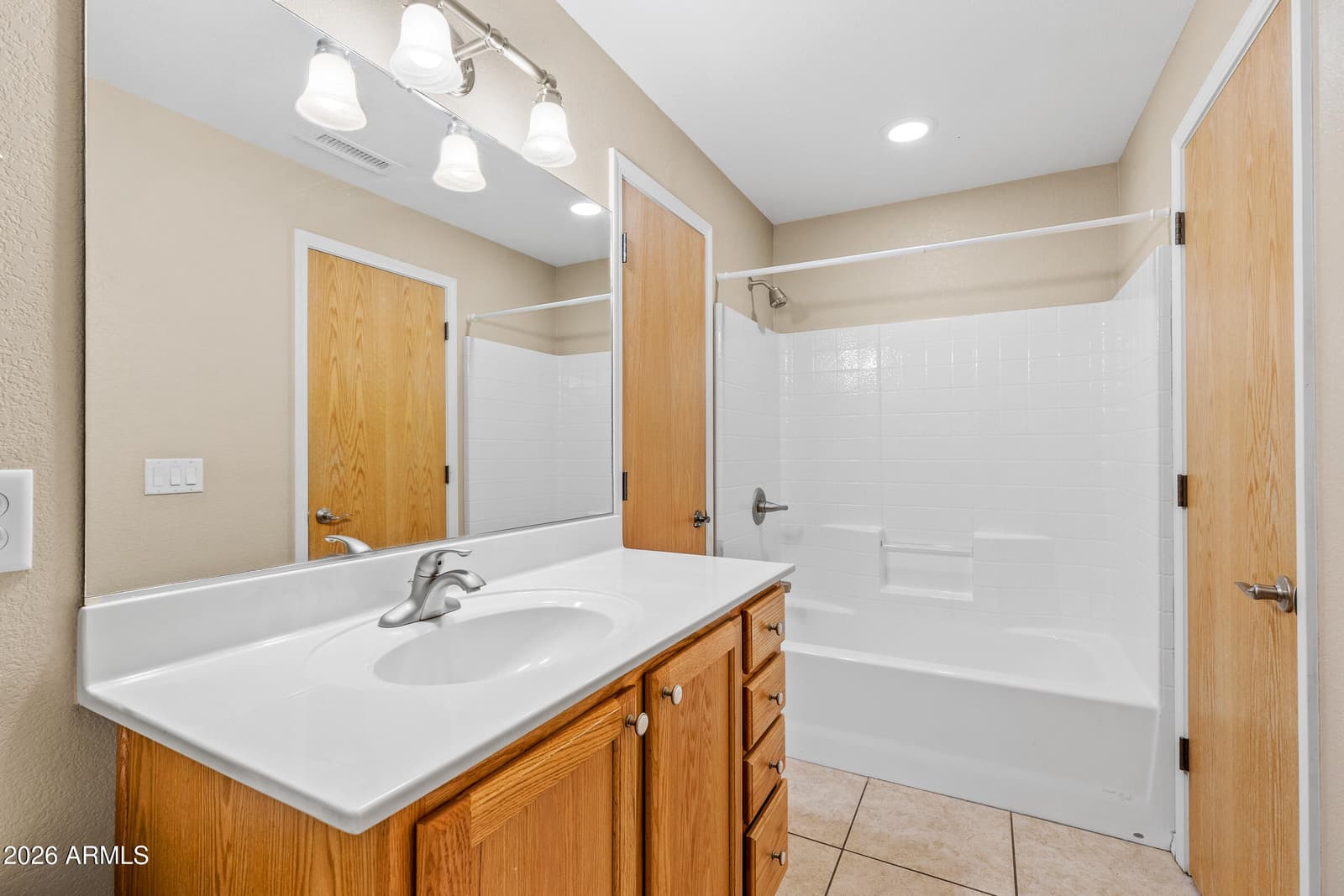 4450 E SAVANNAH Circle, Flagstaff, AZ 86004 — photo 17 of 34