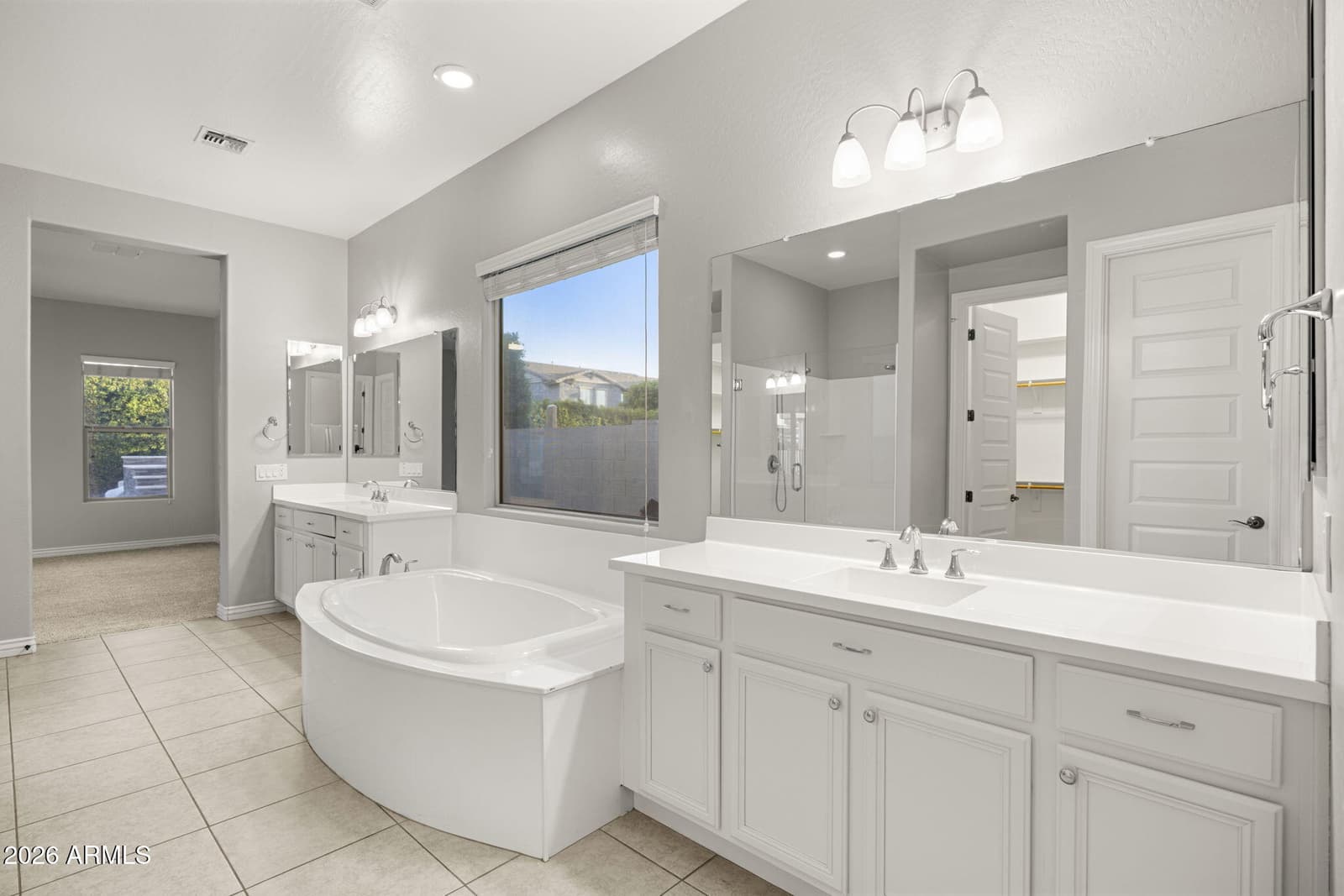 4247 E COMSTOCK Drive, Gilbert, AZ 85296 — photo 39 of 89