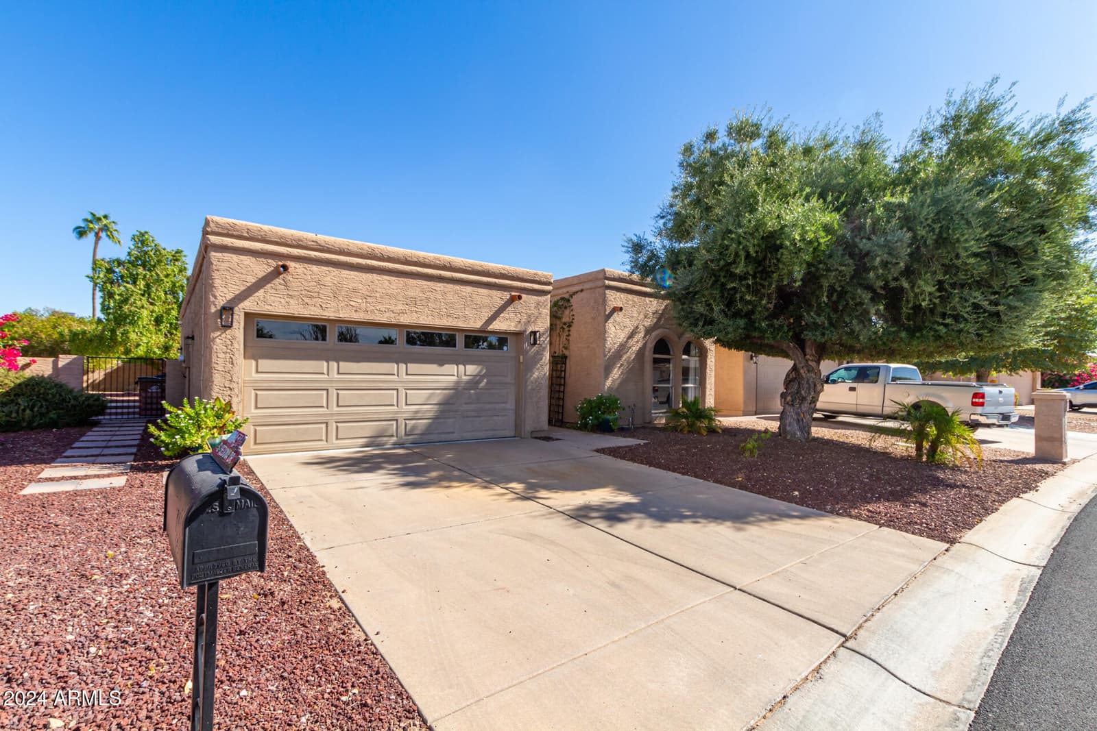 26437 S SEDONA Drive, Sun Lakes, AZ 85248 — photo 3 of 24