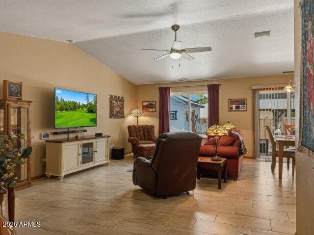 702 W BRIDLE PATH Lane, Payson, AZ 85541 — photo 9 of 38