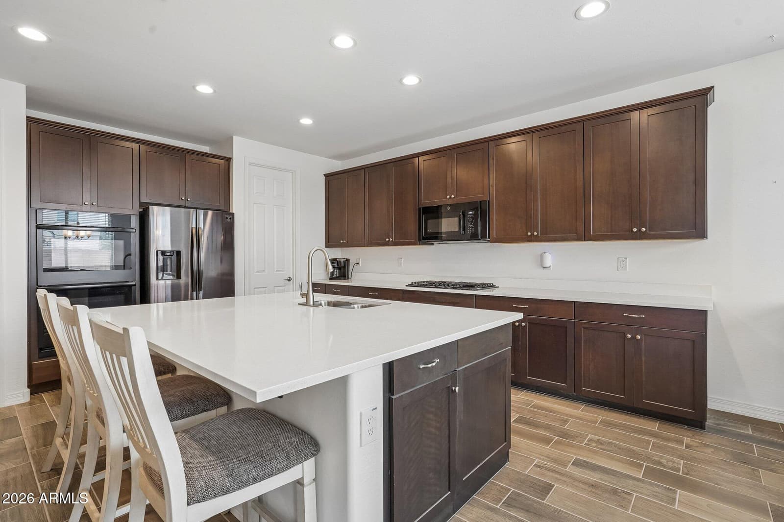 19045 W MERCER Lane, Surprise, AZ 85388 — photo 13 of 51