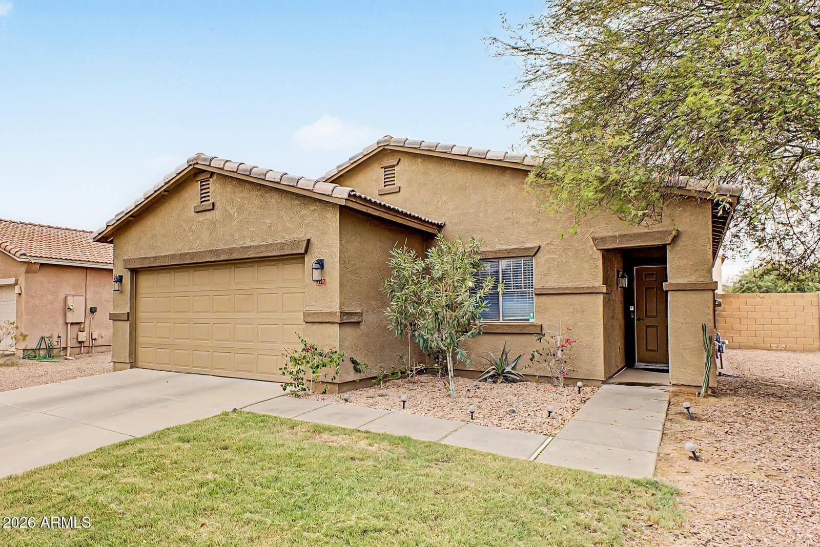 9127 W CAMBRIDGE Avenue, Phoenix, AZ 85037 — photo 3 of 24