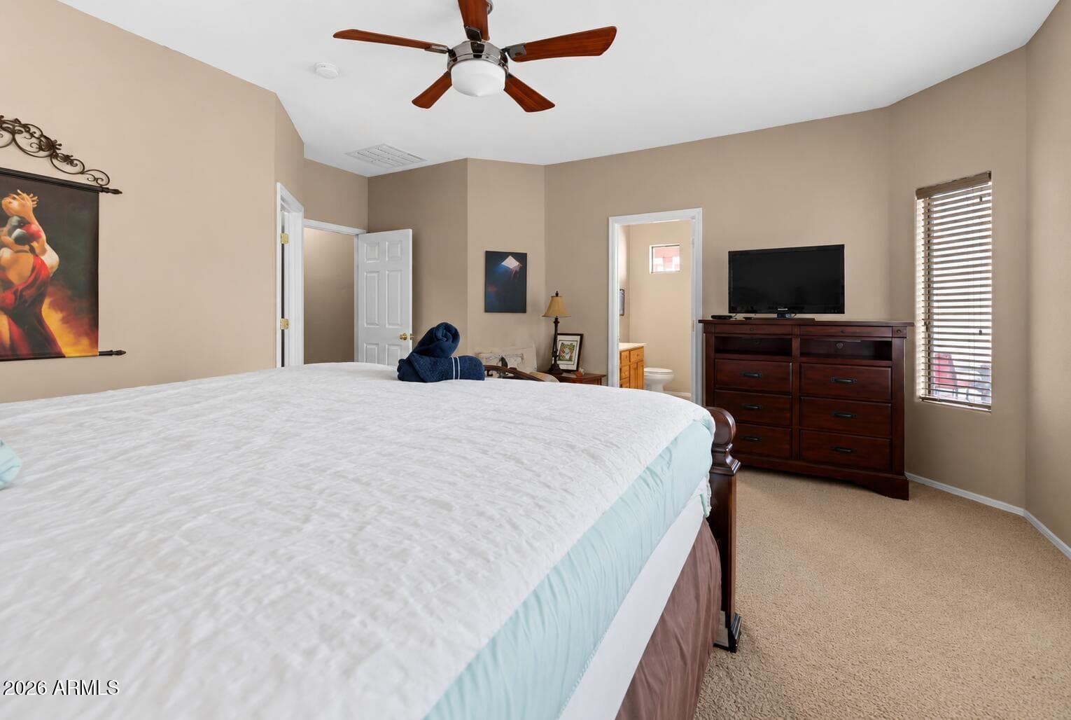 98 W DESERT VISTA Trail, San Tan Valley, AZ 85143 — photo 14 of 31