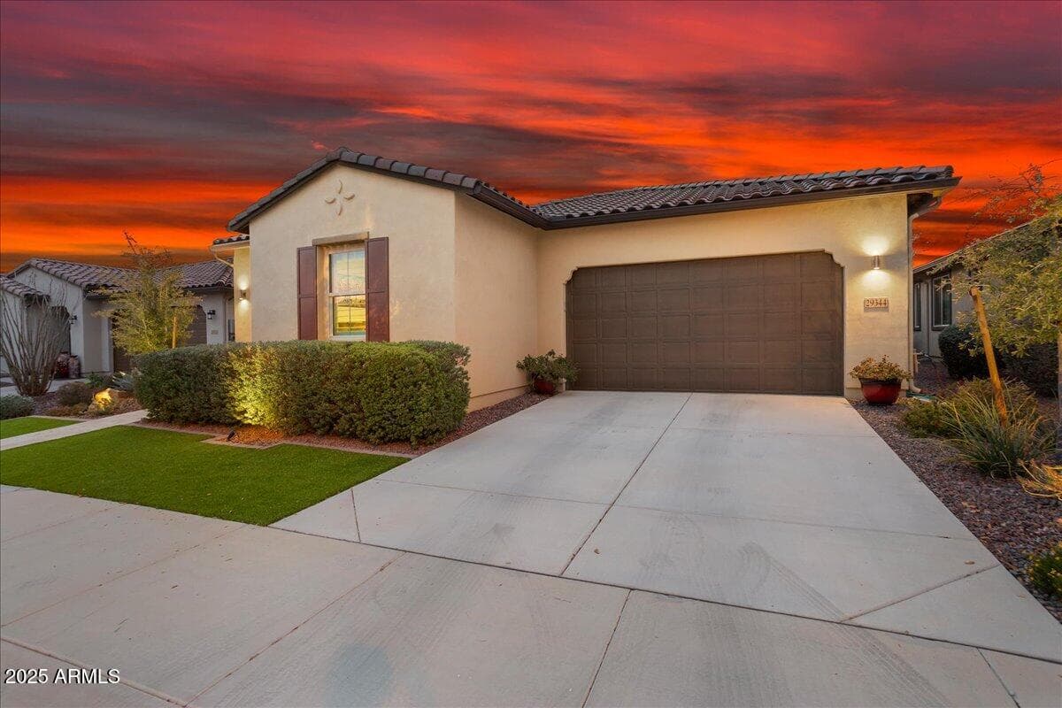 29344 N 132ND Lane, Peoria, AZ 85383 — photo 8 of 75