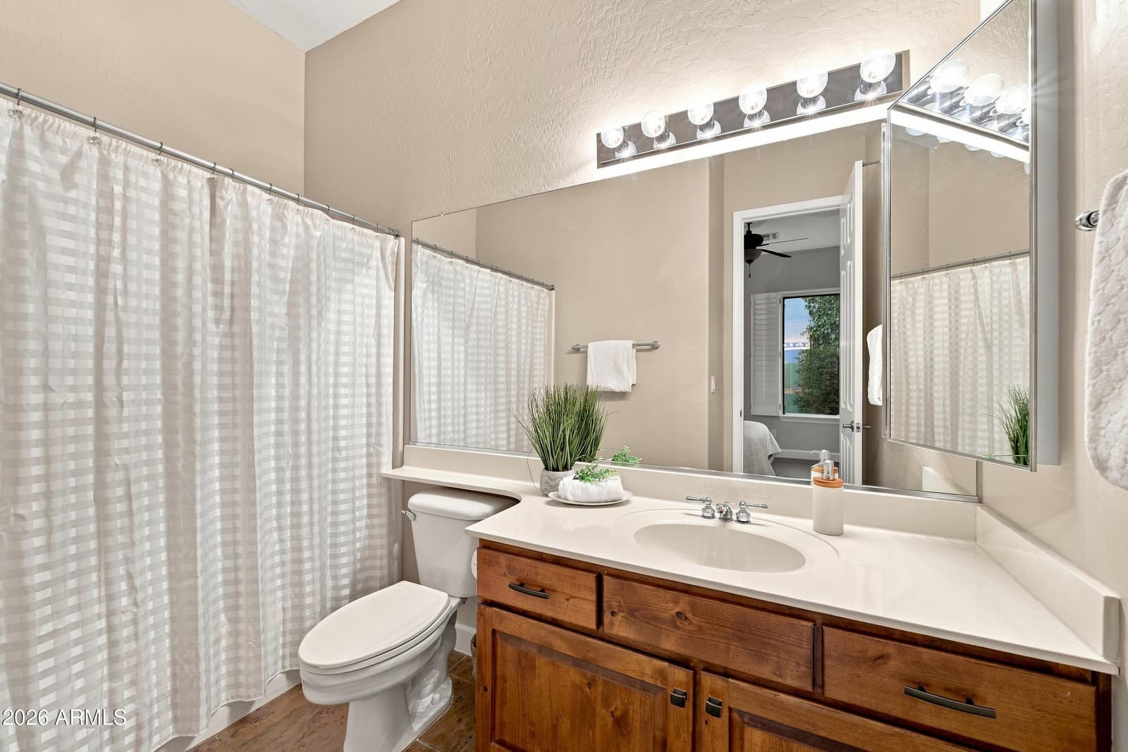 481 E VERMONT Drive, Gilbert, AZ 85295 — photo 19 of 33