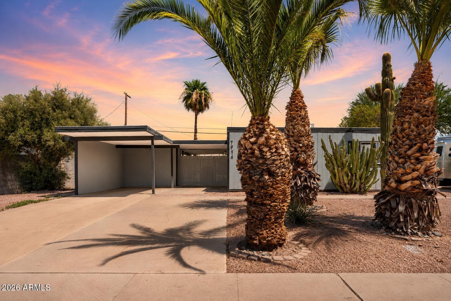 7914 E LATHAM Street, Scottsdale, AZ 85257 — photo 5 of 35