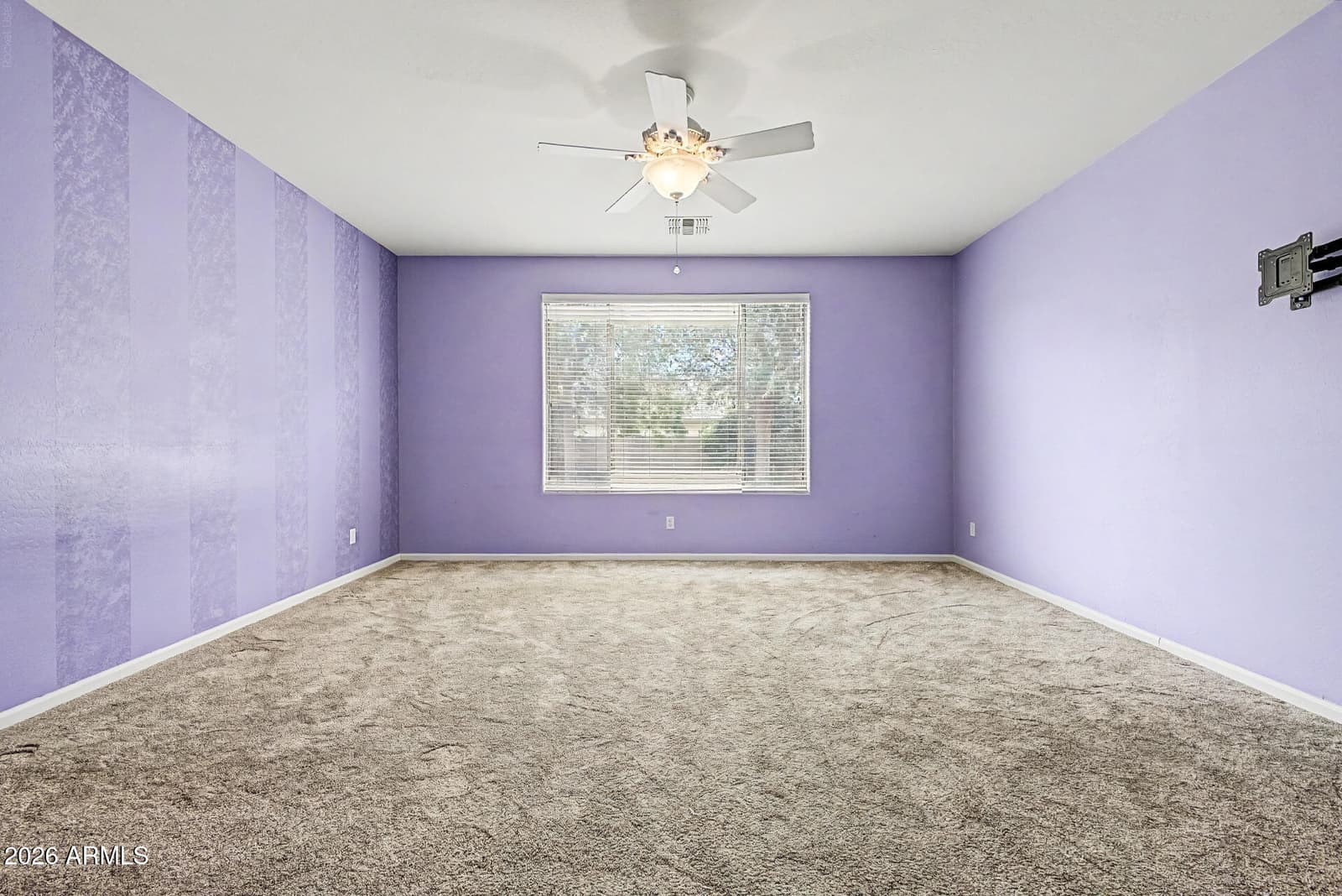 4037 W KELTON Avenue, Phoenix, AZ 85053 — photo 21 of 44