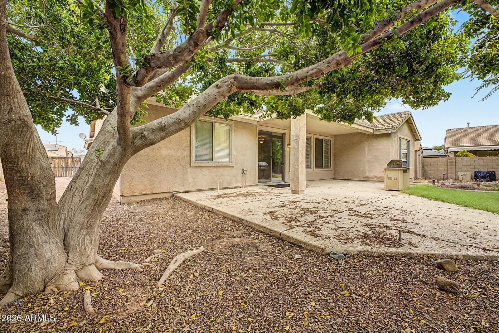 4037 W KELTON Avenue, Phoenix, AZ 85053 — photo 38 of 44