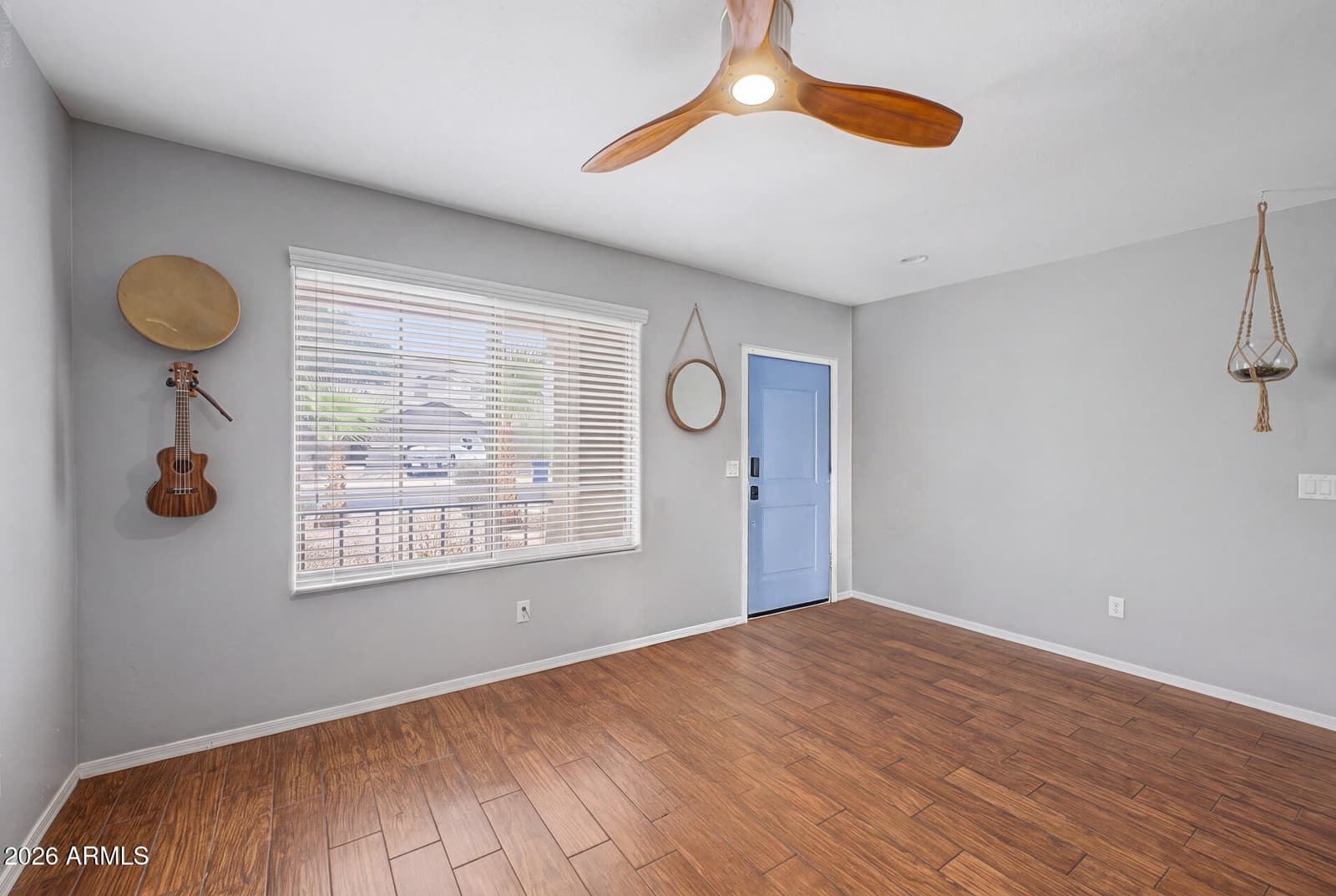 15465 W SHANGRI LA Road, Surprise, AZ 85379 — photo 8 of 23
