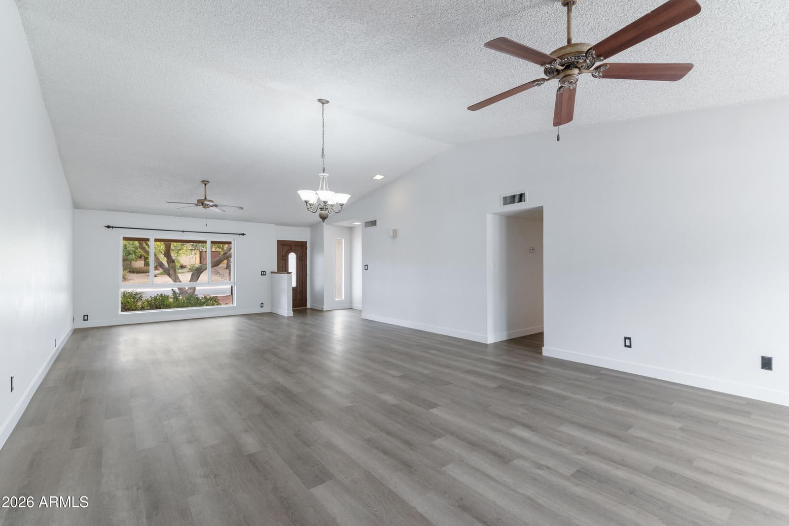 2338 E YUCCA Street, Phoenix, AZ 85028 — photo 16 of 49