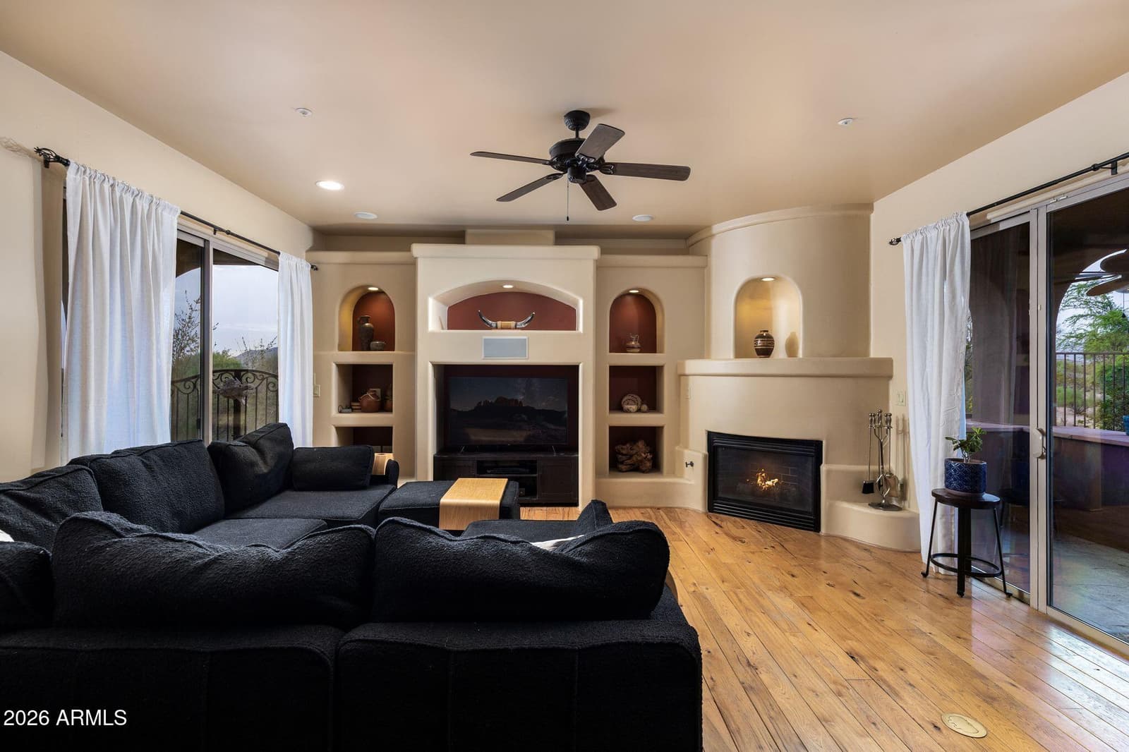 8606 E ARROYO SECO Road, Scottsdale, AZ 85266 — photo 11 of 43