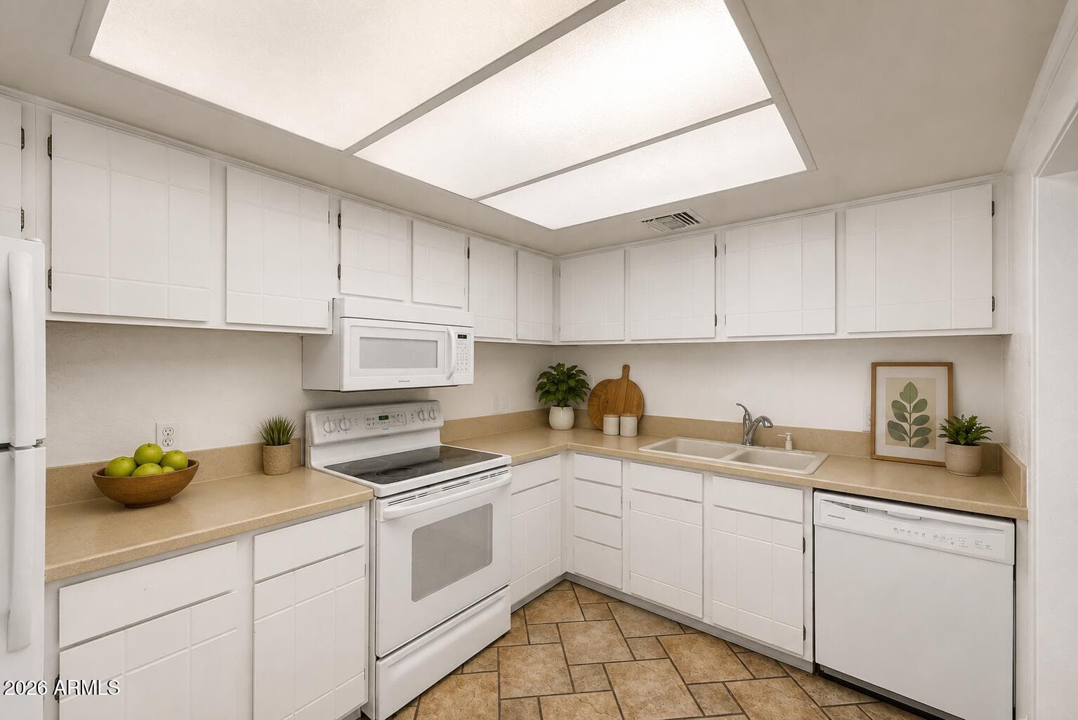4201 E Camelback Road 79, Phoenix, AZ 85018 — photo 3 of 37