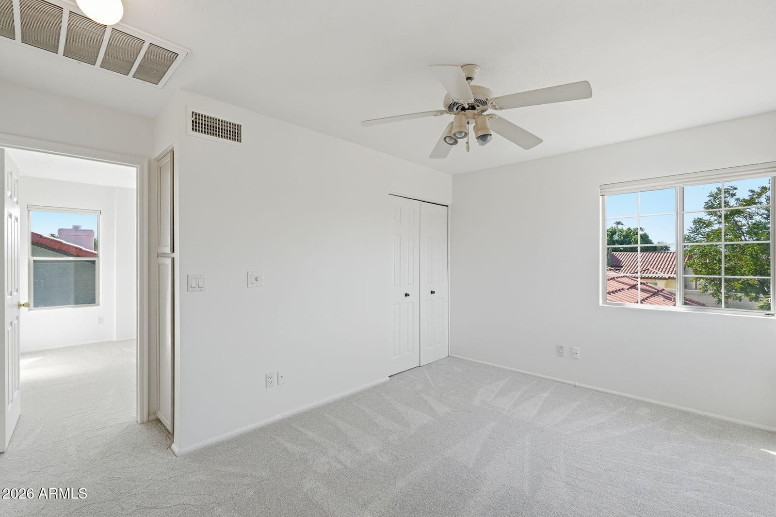 10587 E PALOMINO Road, Scottsdale, AZ 85258 — photo 27 of 38