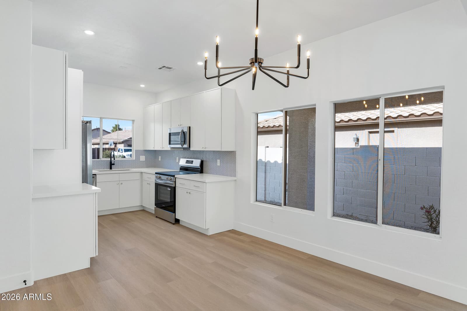 741 E CANTEBRIA Drive, Gilbert, AZ 85296 — photo 11 of 34