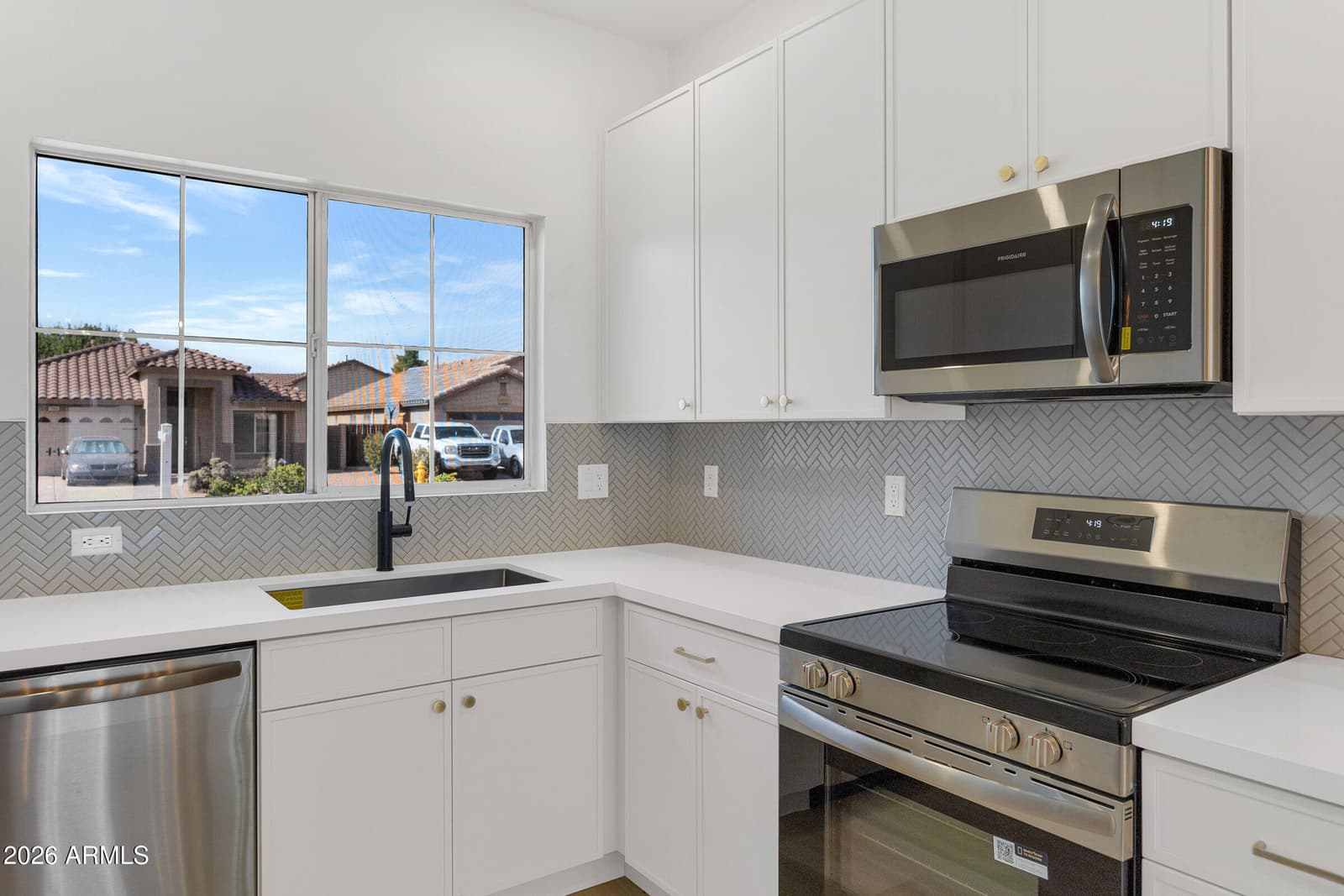 741 E CANTEBRIA Drive, Gilbert, AZ 85296 — photo 15 of 34