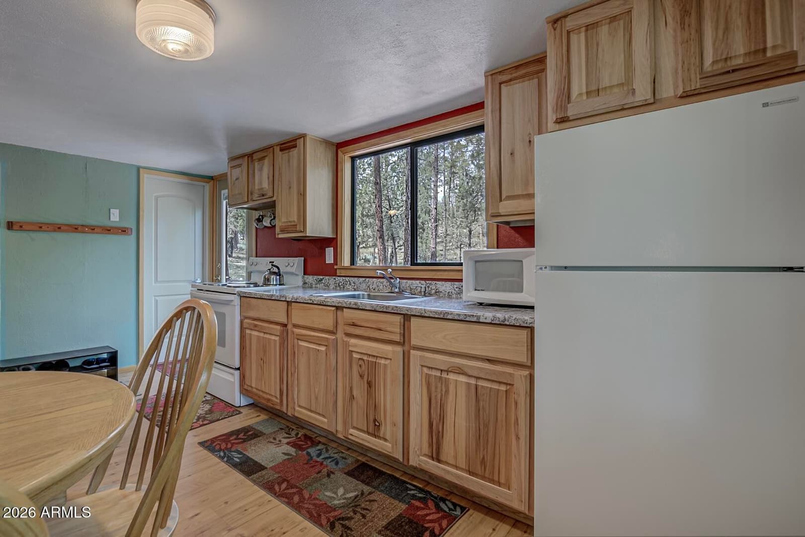 559 W DIAMOND Loop, Payson, AZ 85541 — photo 11 of 35