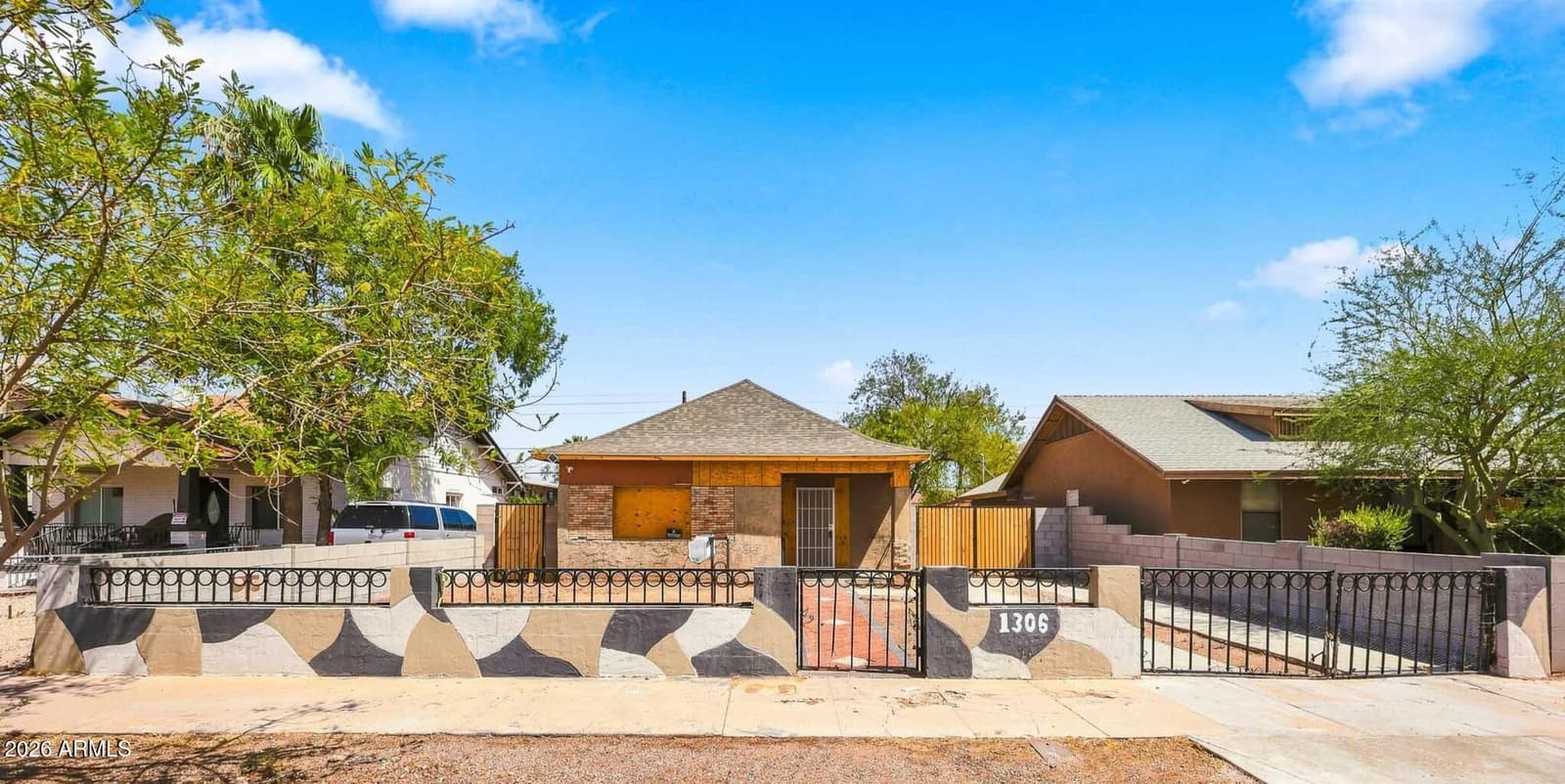 1306 W POLK Street, Phoenix, AZ 85007 — photo 2 of 77