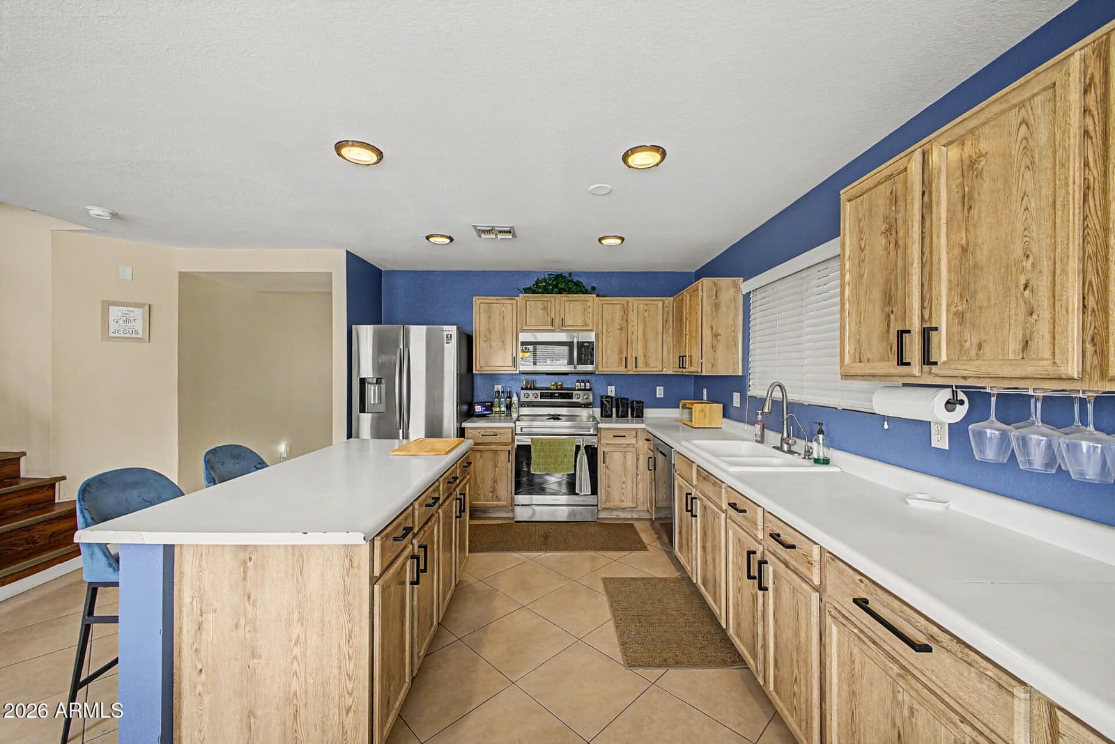 2098 E SPRUCE Drive, Chandler, AZ 85286 — photo 11 of 35