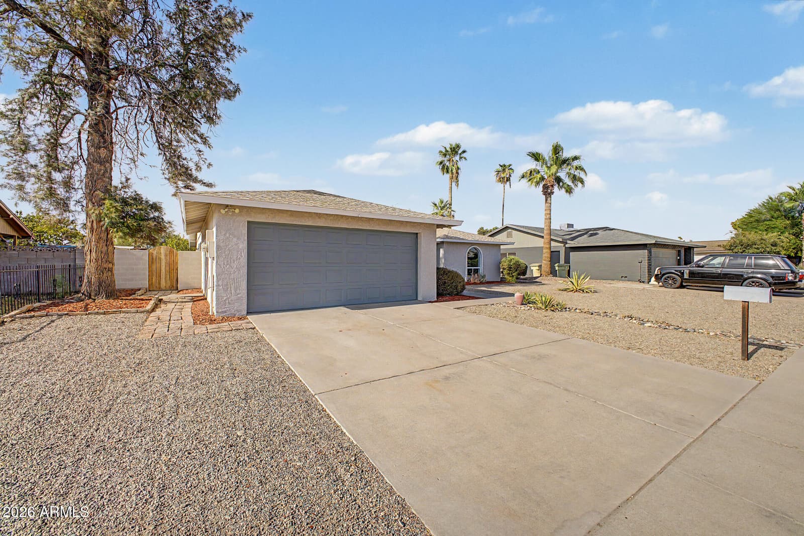 4854 W CINNABAR Avenue, Glendale, AZ 85302 — photo 3 of 35