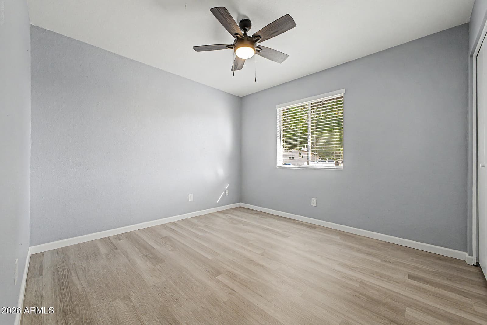 545 S GLENNWOOD Circle, Mesa, AZ 85204 — photo 23 of 33