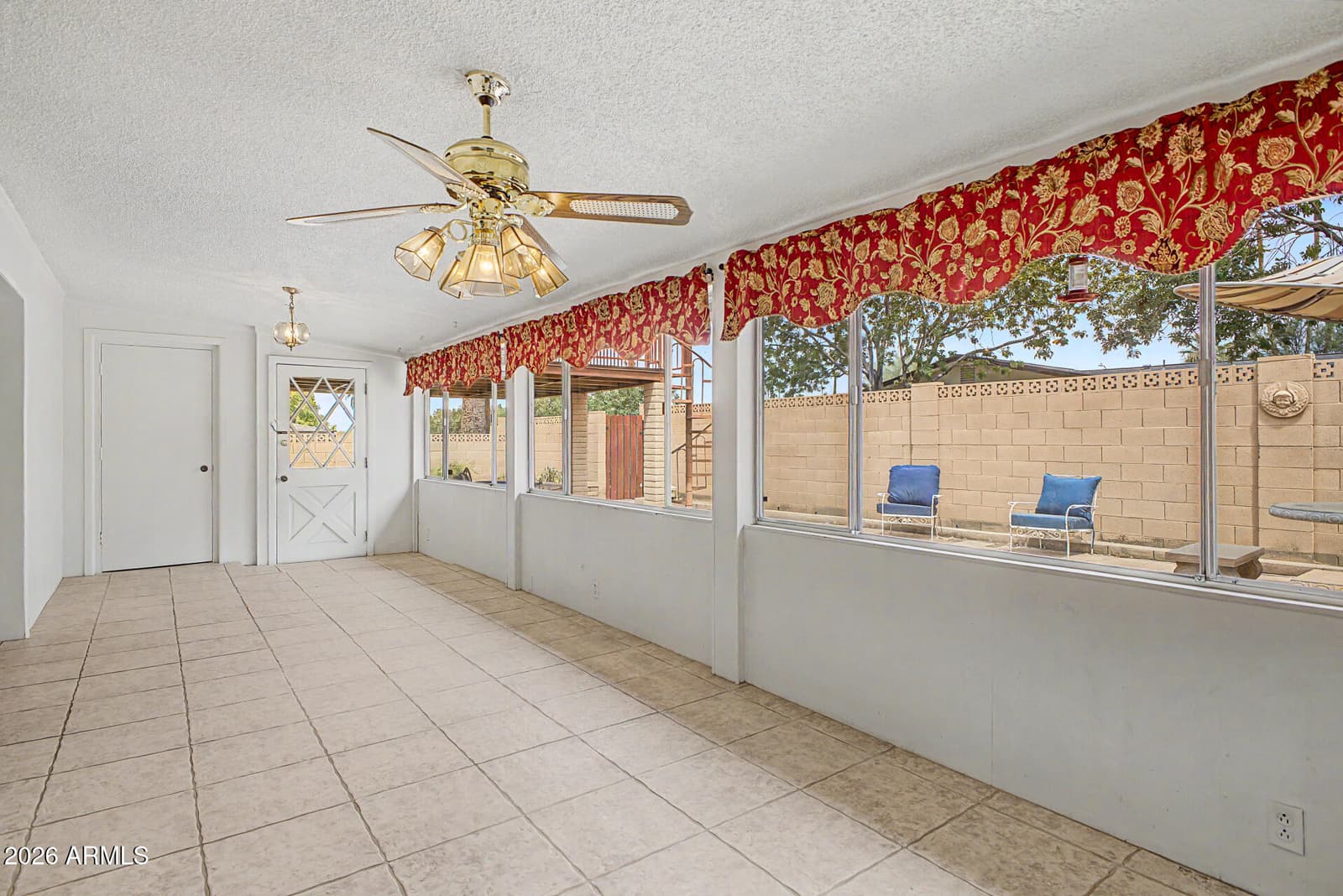2302 E LINCOLN Circle, Phoenix, AZ 85016 — photo 30 of 36