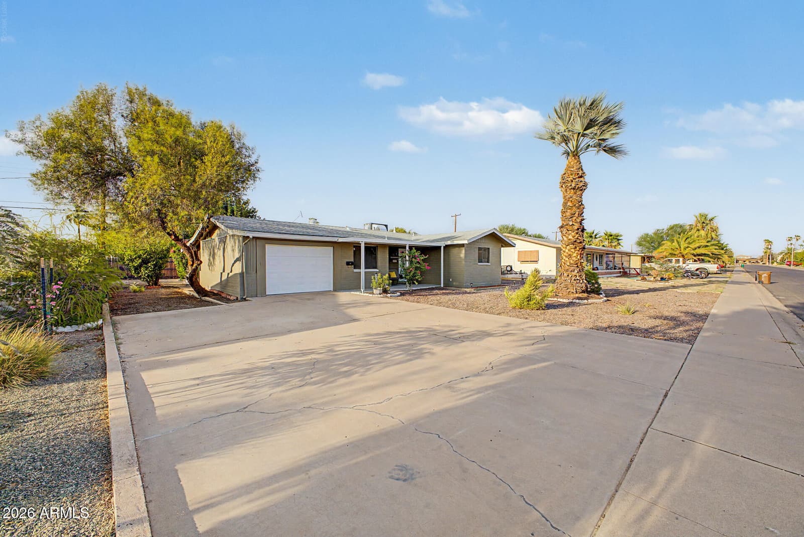5426 E BOSTON Street, Mesa, AZ 85205 — photo 2 of 24