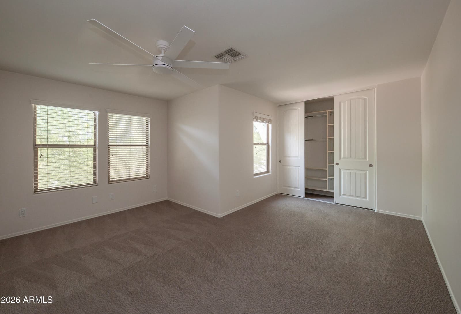 4041 E TETHER Trail, Phoenix, AZ 85050 — photo 21 of 27