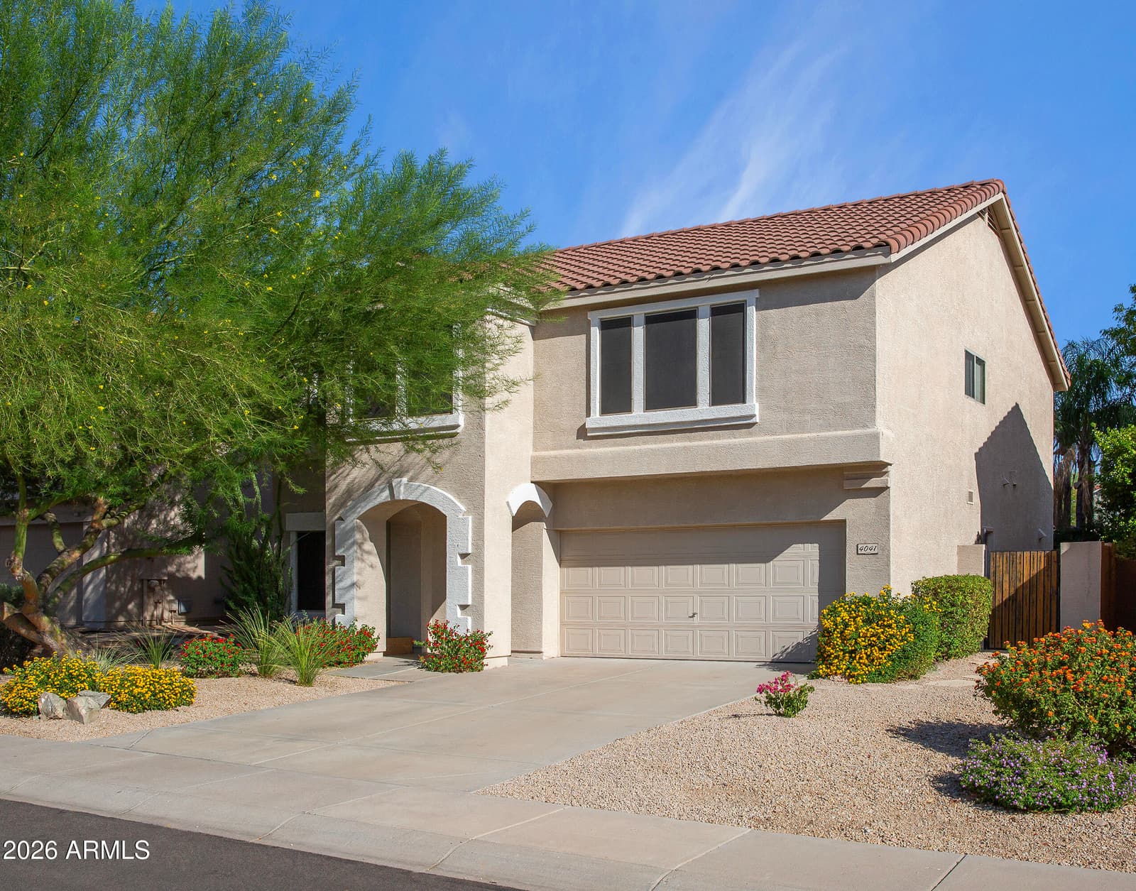 4041 E TETHER Trail, Phoenix, AZ 85050 — photo 22 of 27