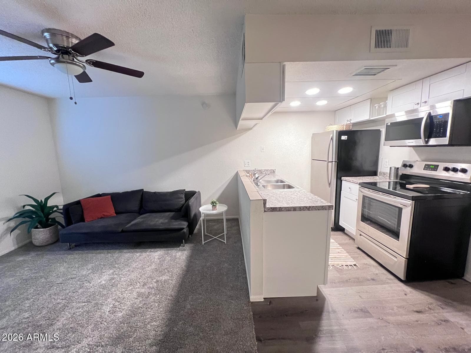 461 W HOLMES Avenue 350, Mesa, AZ 85210 — photo 3 of 26