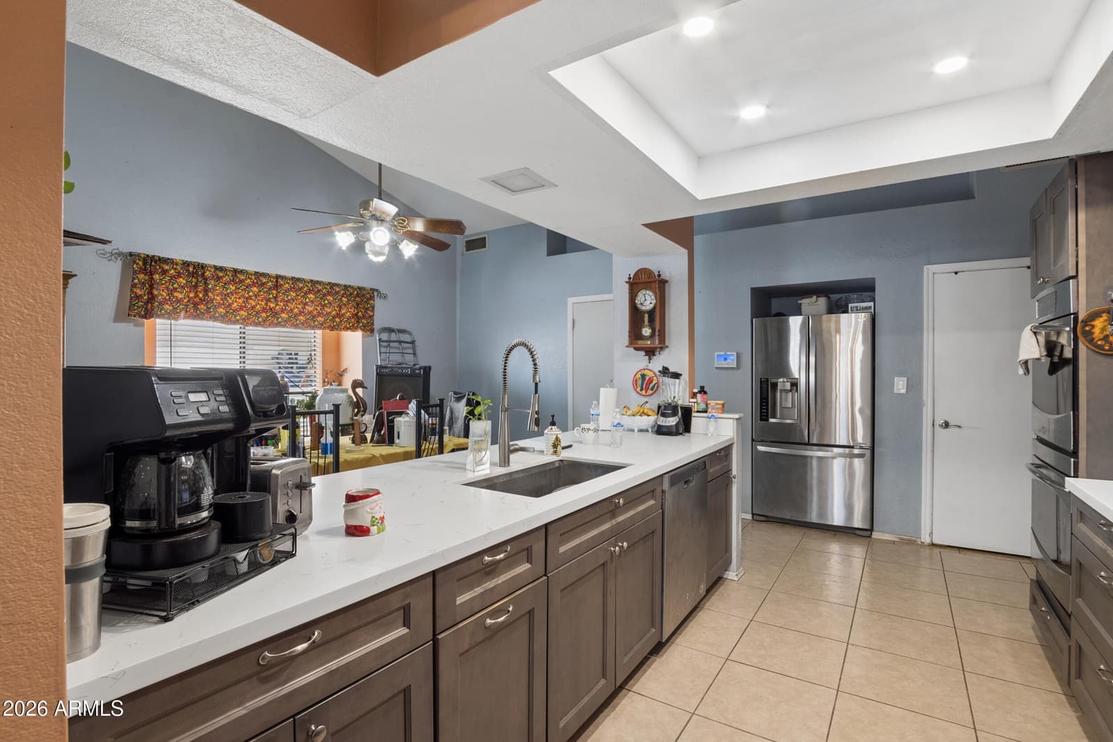 5138 W DIANA Avenue, Glendale, AZ 85302 — photo 13 of 40
