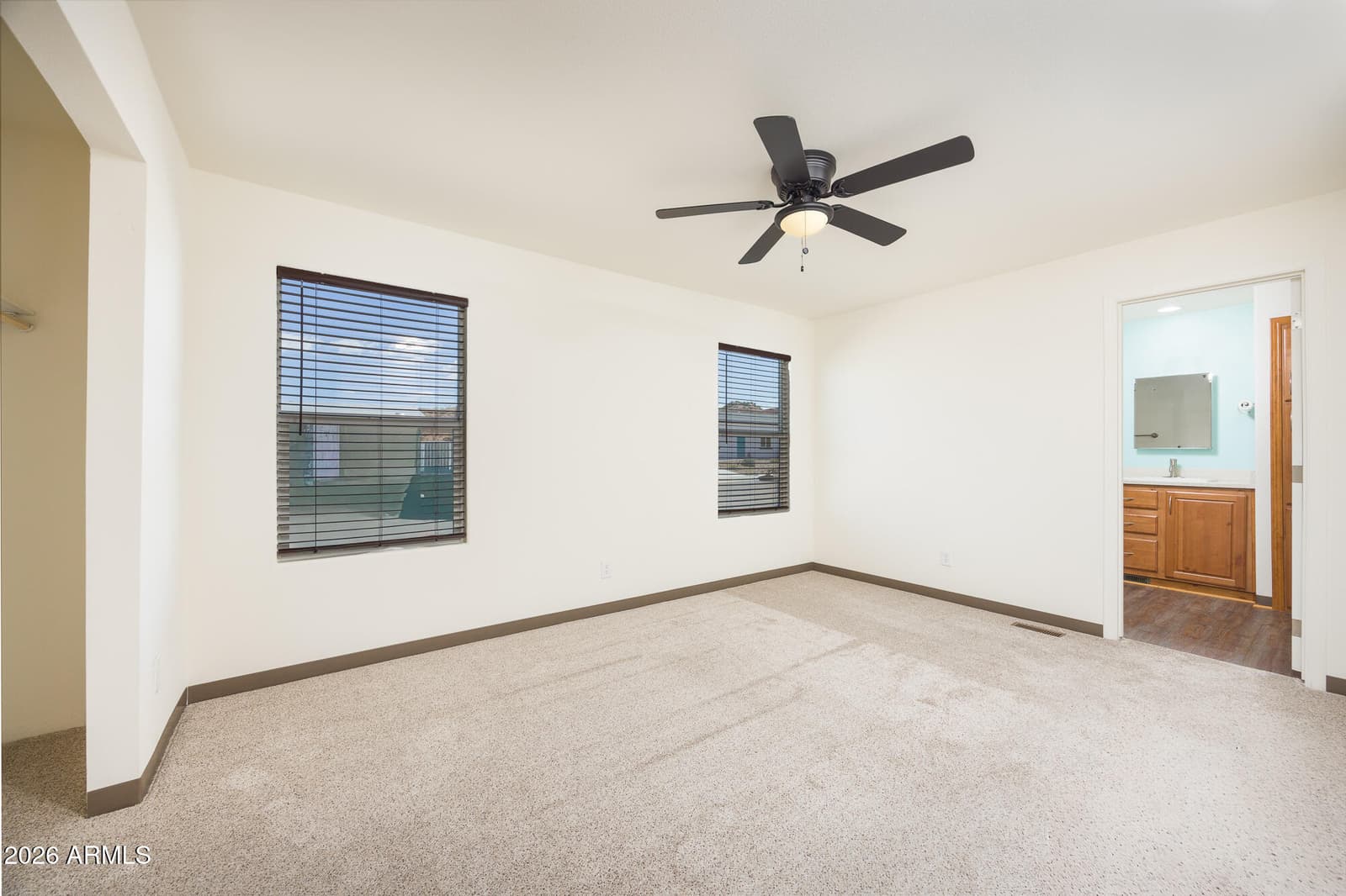 692 W PONY EXPRESS Lane, Benson, AZ 85602 — photo 9 of 27