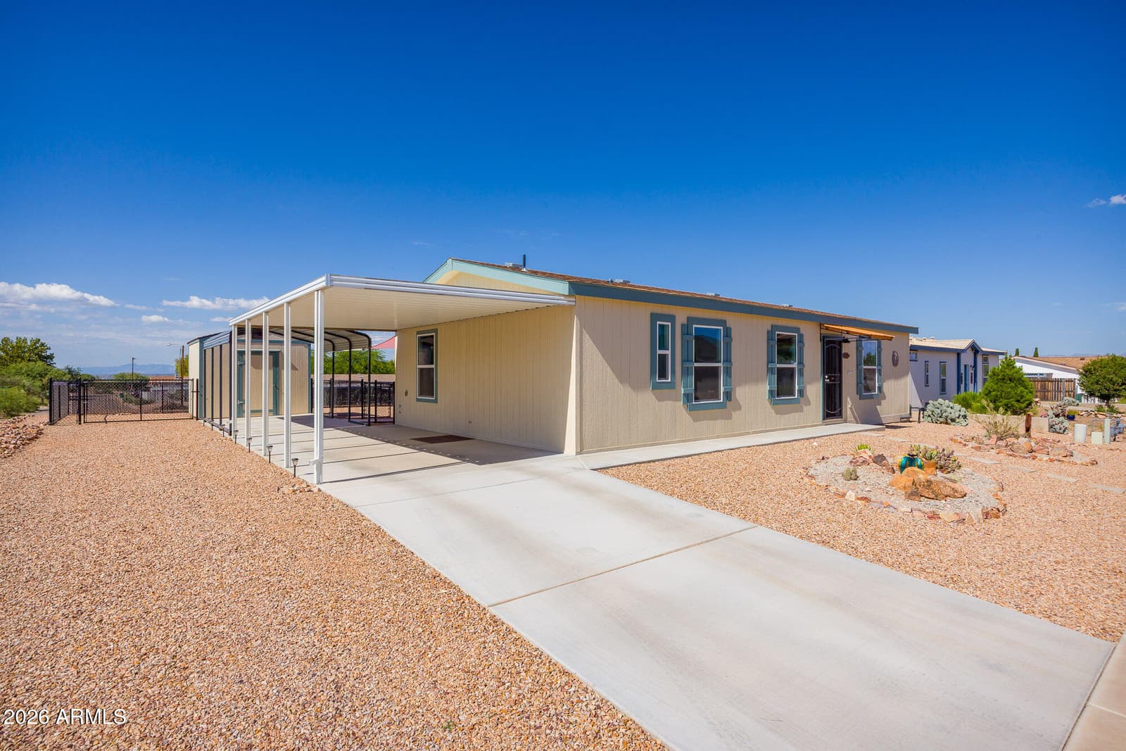 692 W PONY EXPRESS Lane, Benson, AZ 85602 — photo 1 of 27